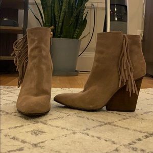 Vintage Isolá booties